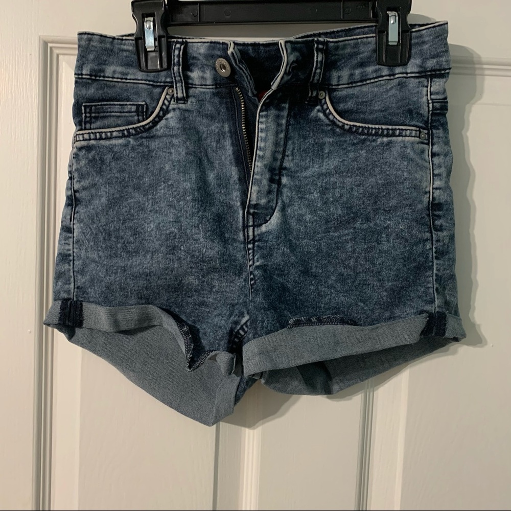 High waisted H&M shorts